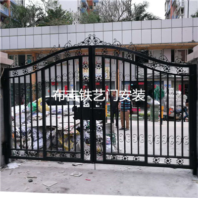 布吉铁艺门装置.jpg