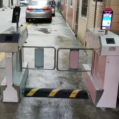 汕尾海丰县城新华二路联富小区智能通道闸装置项目